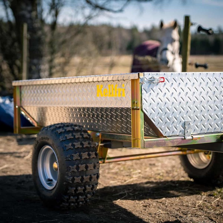 Tipping trailer ATV 500 kg with galvanized tread plate