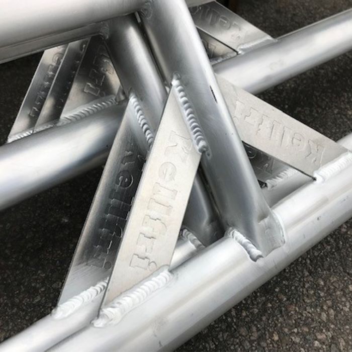 Aluminium head gate with base supports
