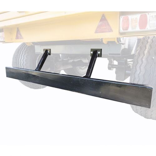 Underrun protection rail for 9 and 11-tonne dump trailers