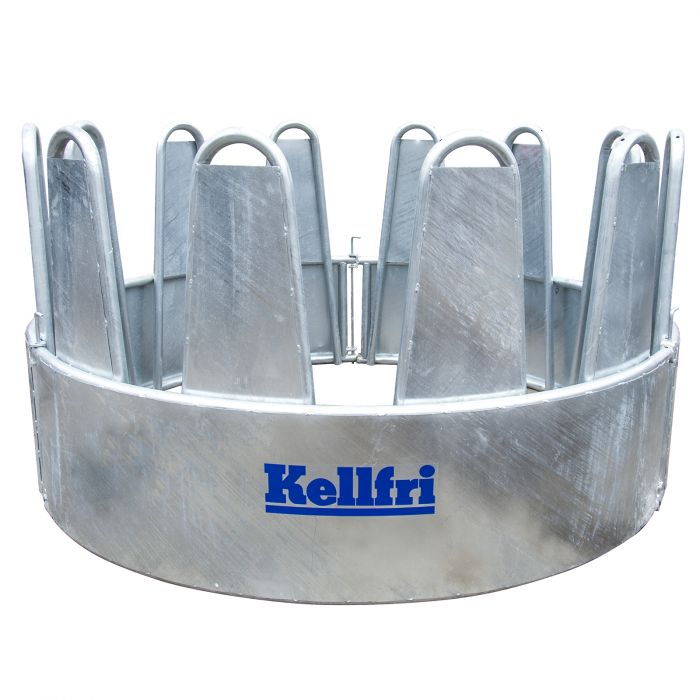 Feeder with covered tombstone railings for horses, 12 openings