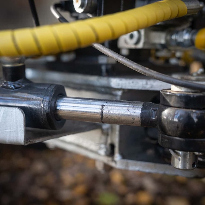 3-tonne forestry trailer ATV with 4,2 m crane