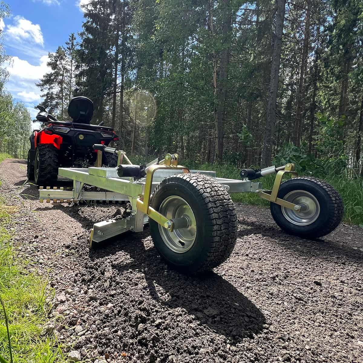 Road drag for ATV, 3-blade with electrical height adjustment function