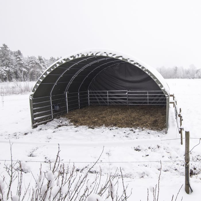 Wind shelter 6 x 6 m