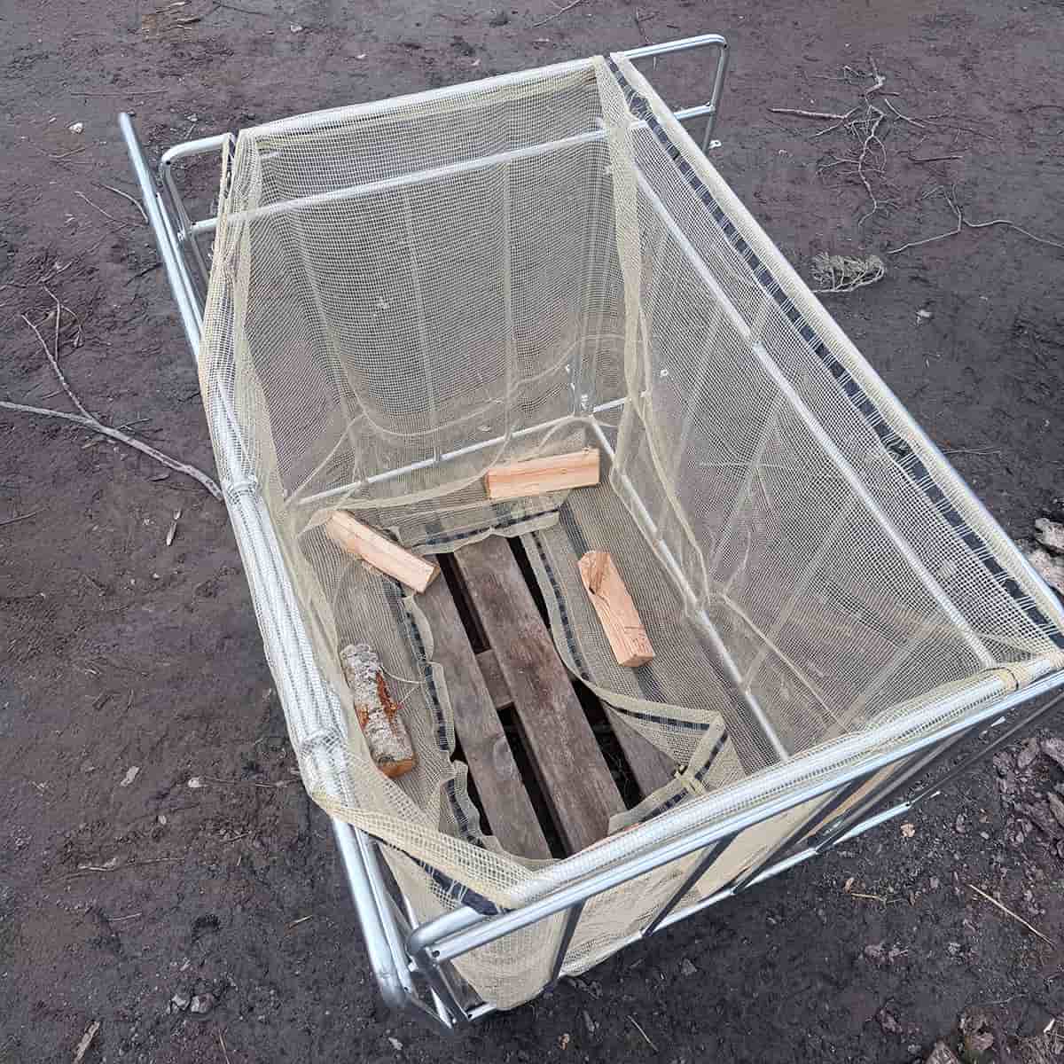 Firewood bulk bag 1500 L for stand