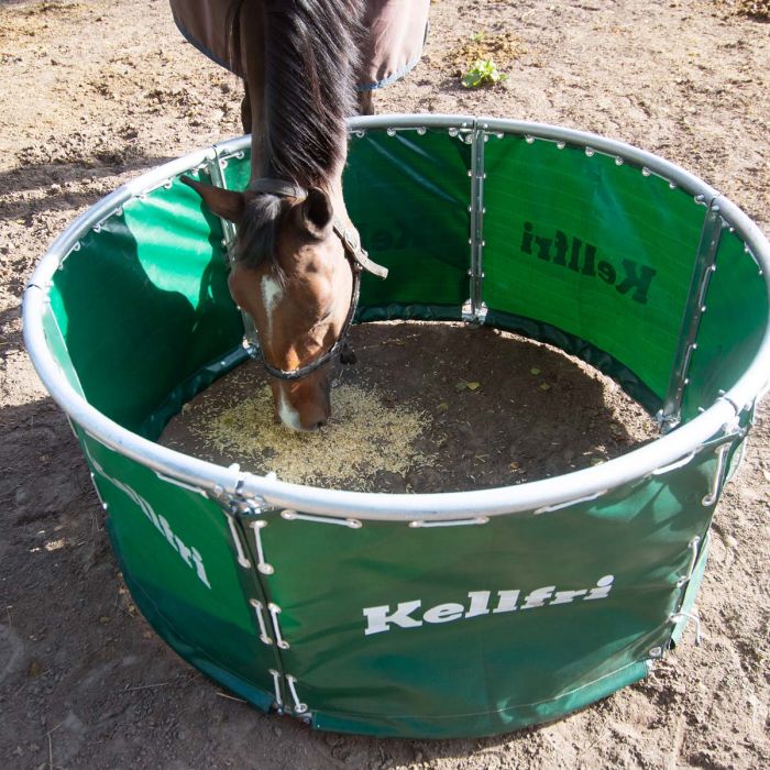 Feeder for horses and cattle, 1.25 m ø