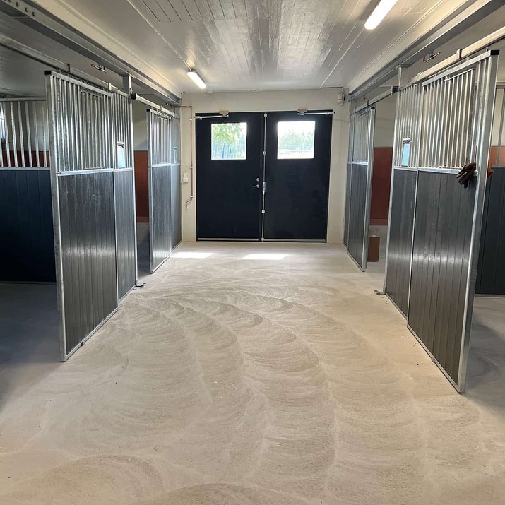 Partition 3.5 m, including pine panelling, SWE