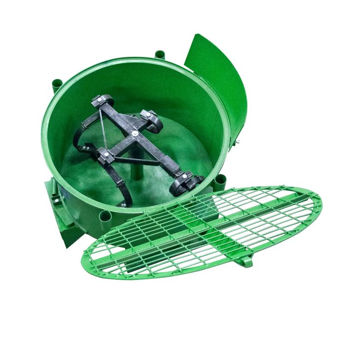 Cement mixer, 800 l mixing volume, tractoroperated.