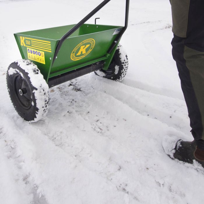 Gritter, hand-operated