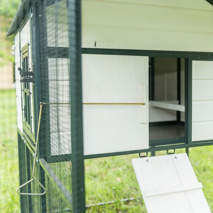 Hen house AGDA including enclosure