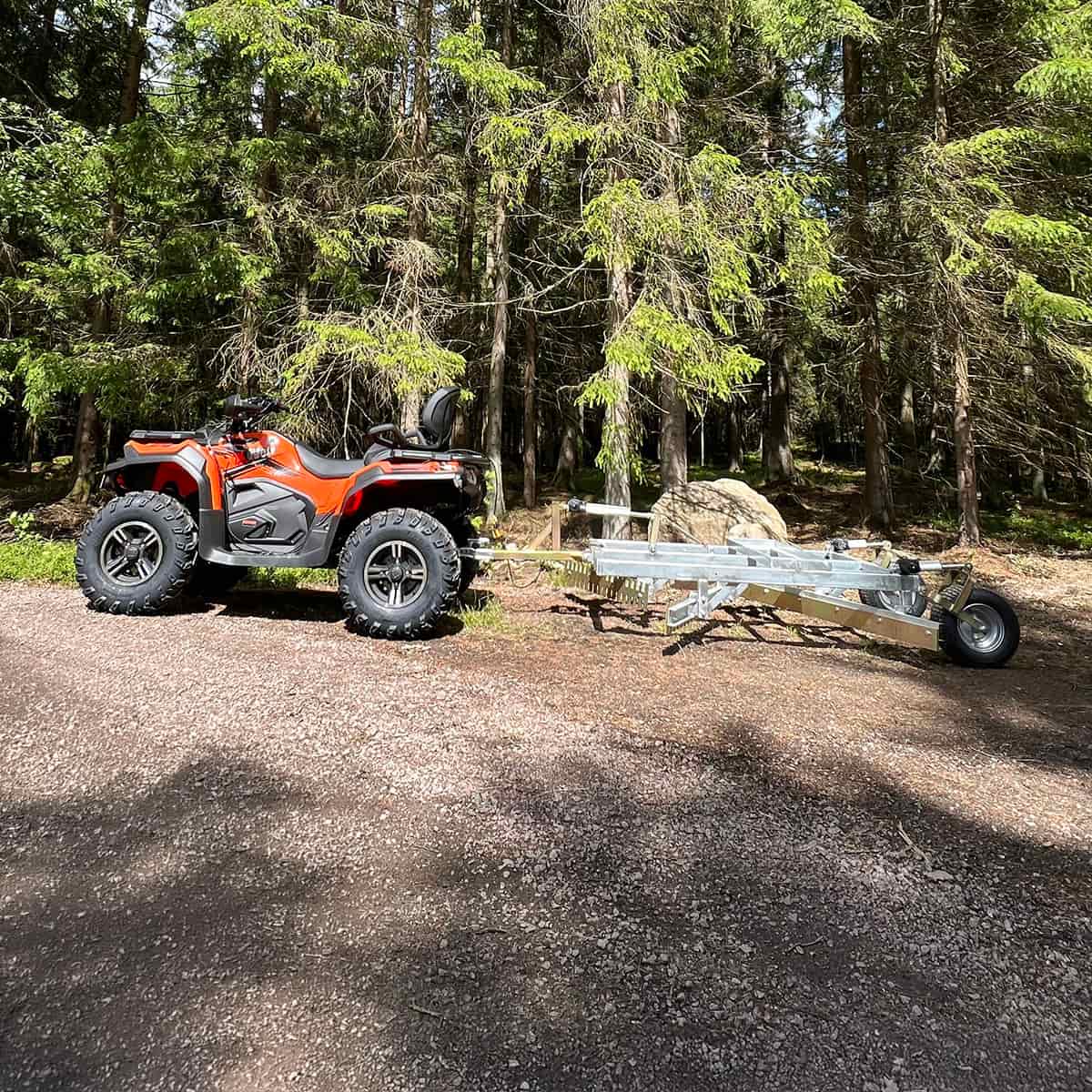 Road drag for ATV, 3-blade with electrical height adjustment function
