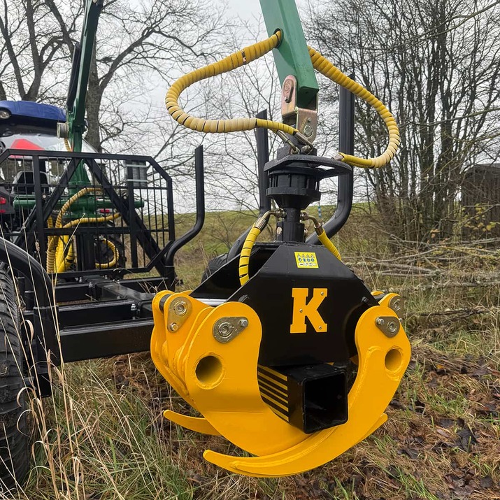 Brush grapple incl. hydraulic hose and bolts