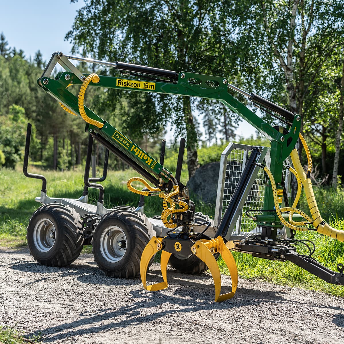 21-SV30 21-KG09 Skogsvagn ATV Gripklo 02.jpg