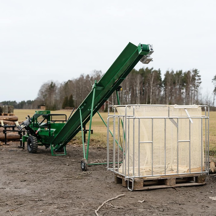 Firewood conveyor 7.5 m