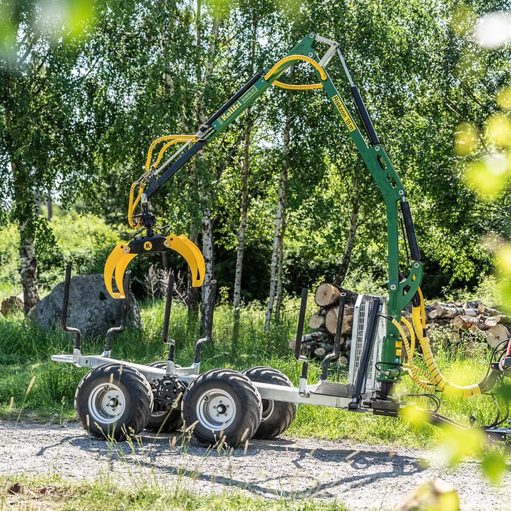 3-tonne forestry trailer ATV with 4,2 m crane