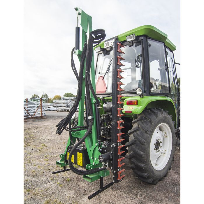 Hedge trimmer double pump for 3-point linkage